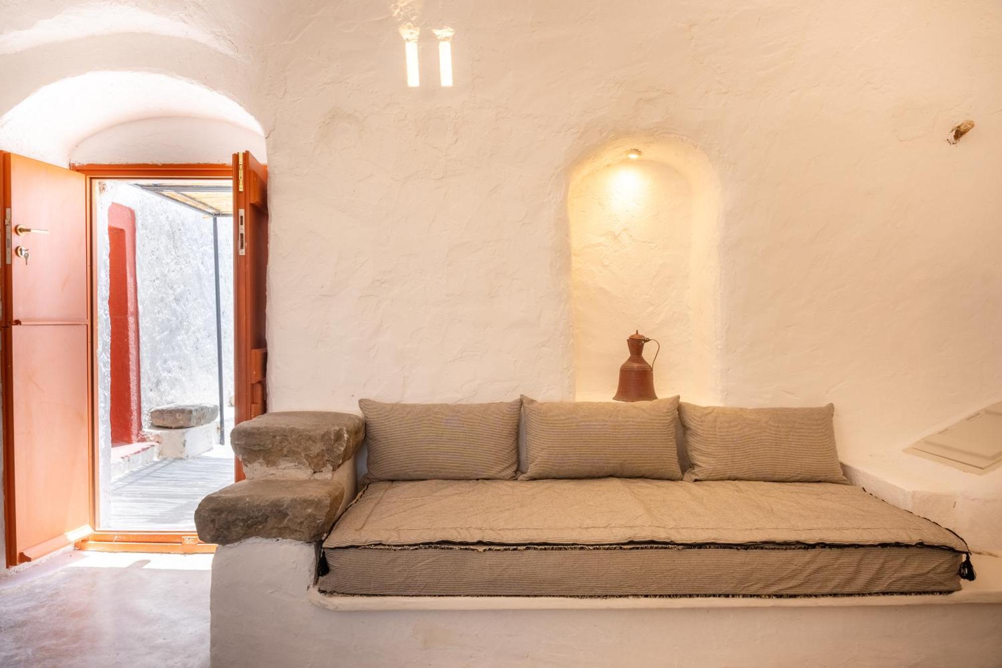 Santa Irini Retreat Hotel Thirasia Luaran gambar